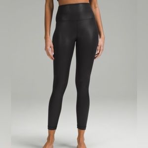 Lululemon High-Rise
Pant 25"
Radiate Foil Print Black